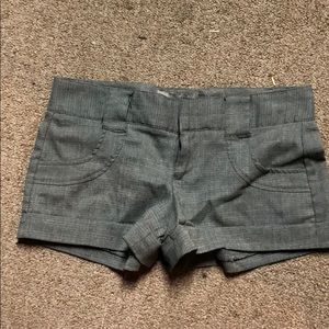 Juniors gray shorts